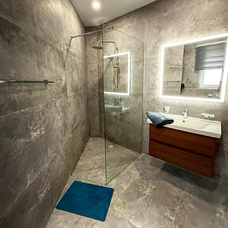 Διαμέρισμα Luxe Living - 3-bedroom *