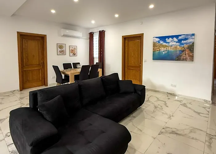 Luxe Living - 3-bedroom Appartement *